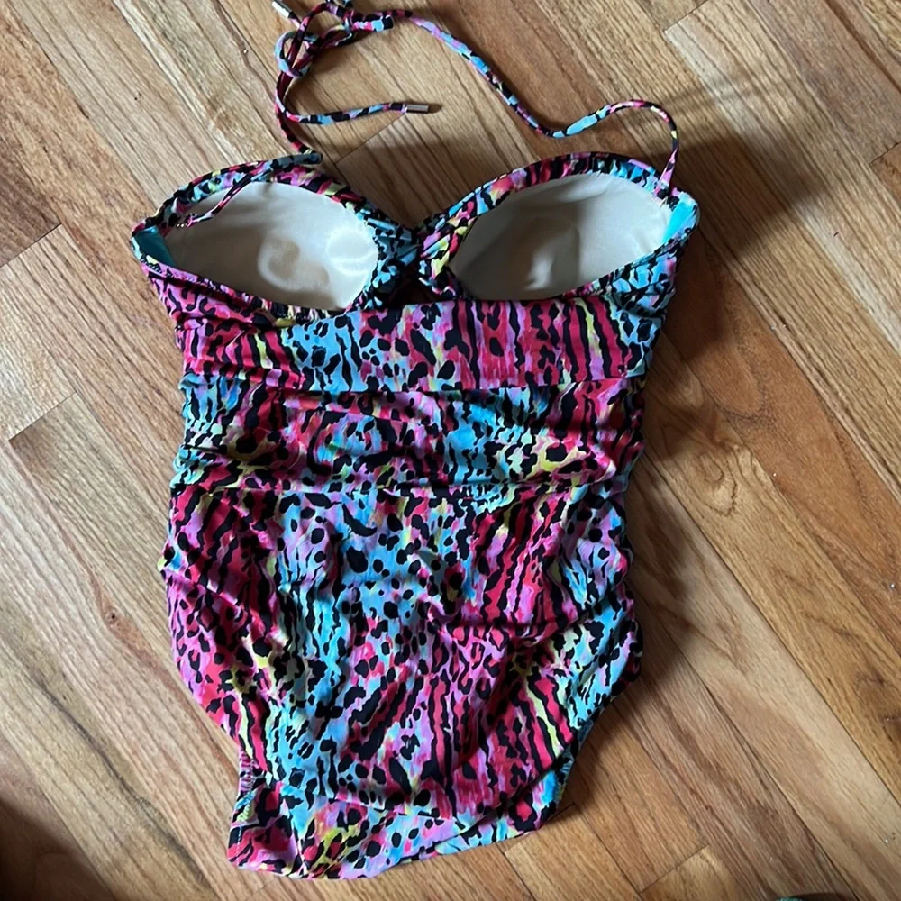 ❄️Matthew Williamson front multi cutout‎  swimsuit. Size 10 - Picture 6 of 7
